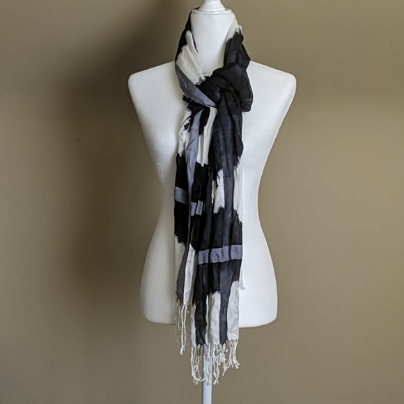 Scarf - Picture 2 of 2